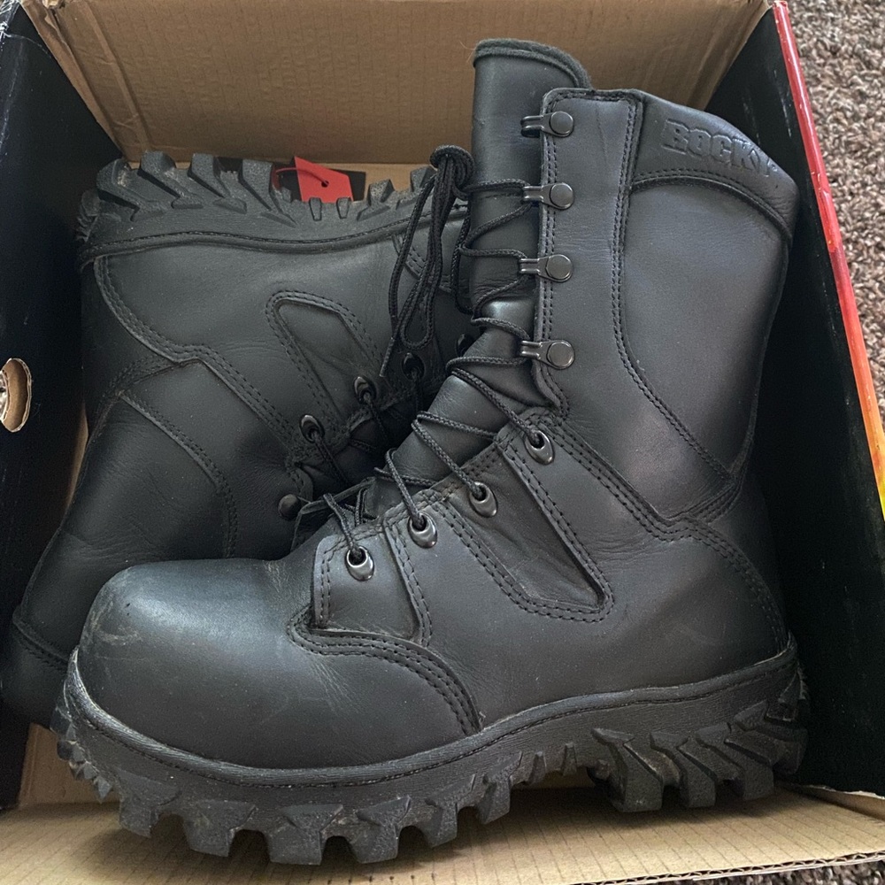 Rocky Woman’s Code Red Fire Boots